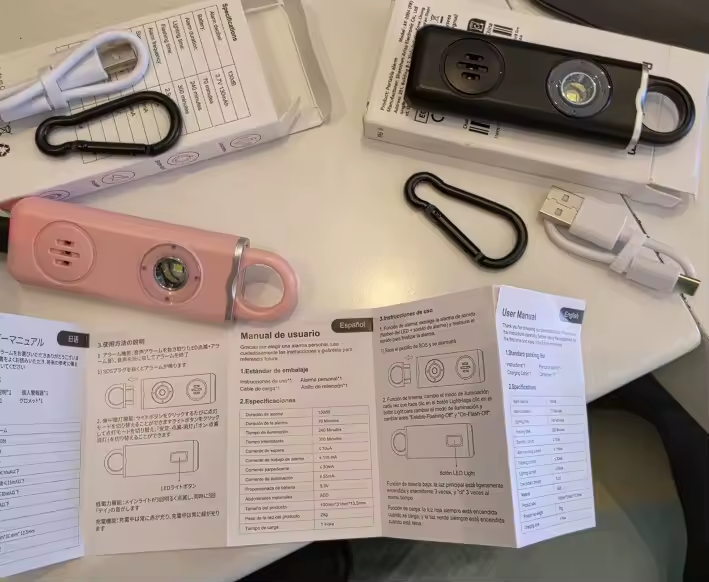 Foto 2 aportada de reseñas externas: alarma personal y accesorios